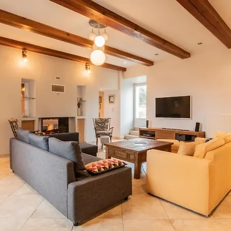 Holiday home De Groupe La Barriere *