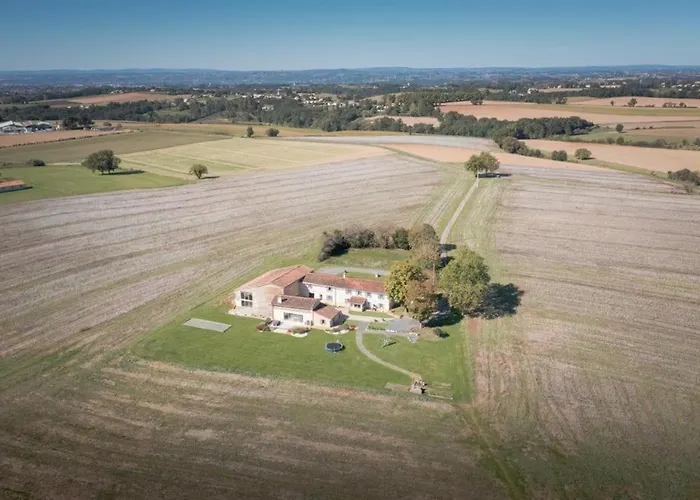 Hébergement de vacances De Groupe La Barriere
