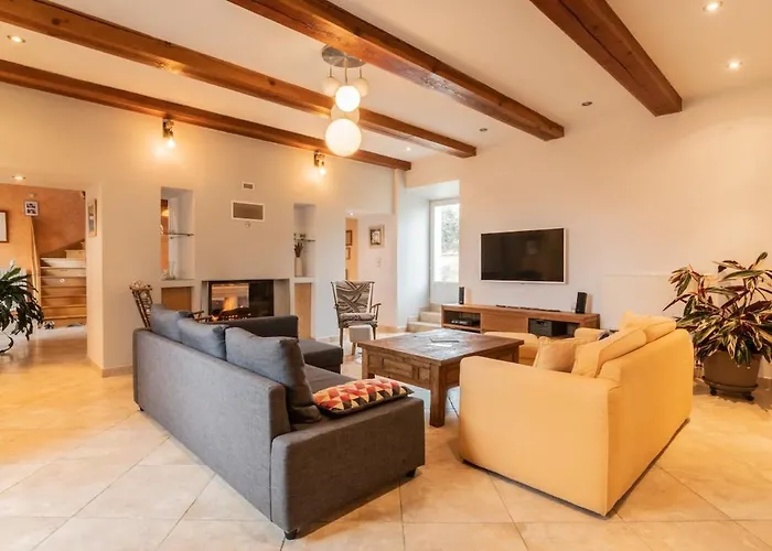 Hébergement de vacances De Groupe La Barriere *